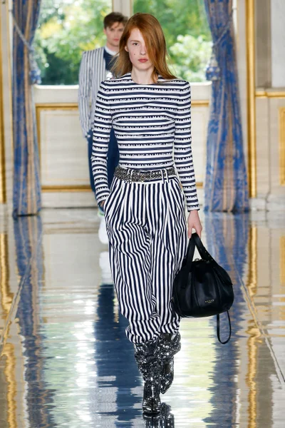 Look 21